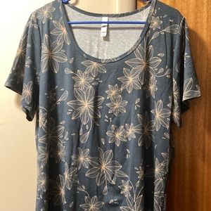 Lularoe perfect tee